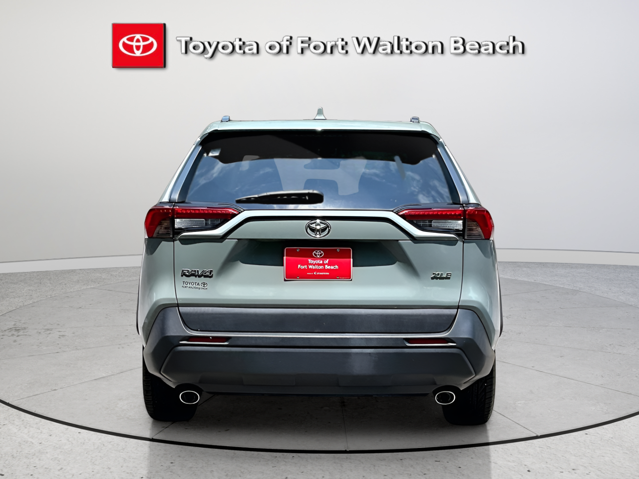 Used 2021  Toyota XLE image 5
