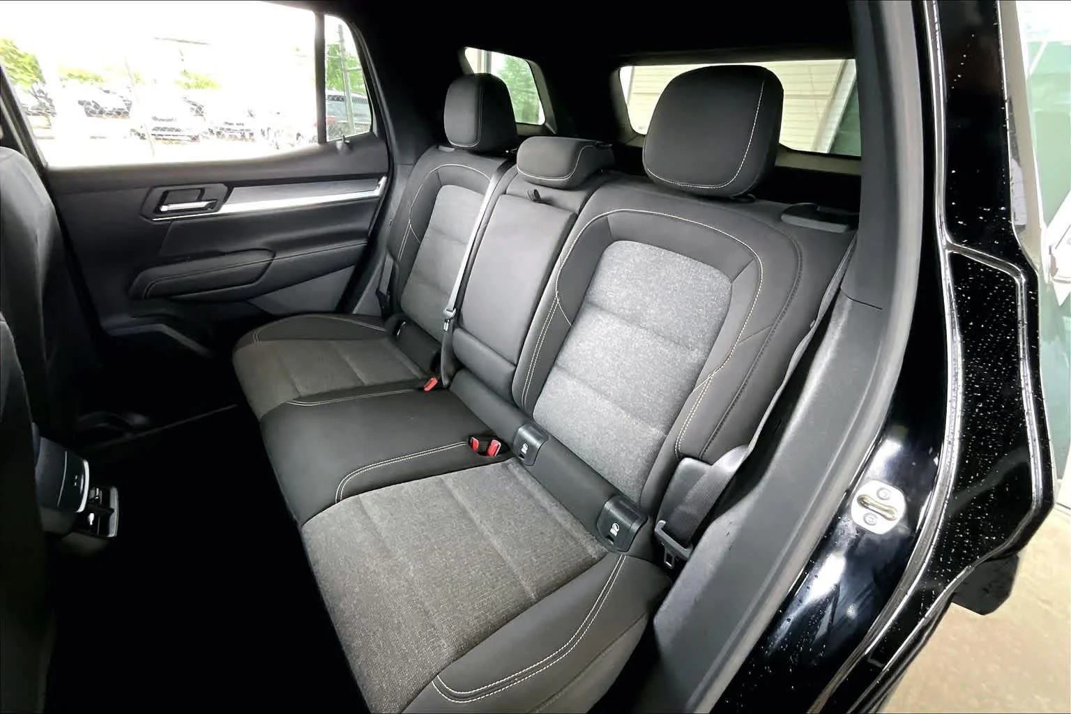 Used 2025 Ebony Twilight Metallic GMC FWD Elevation image 19