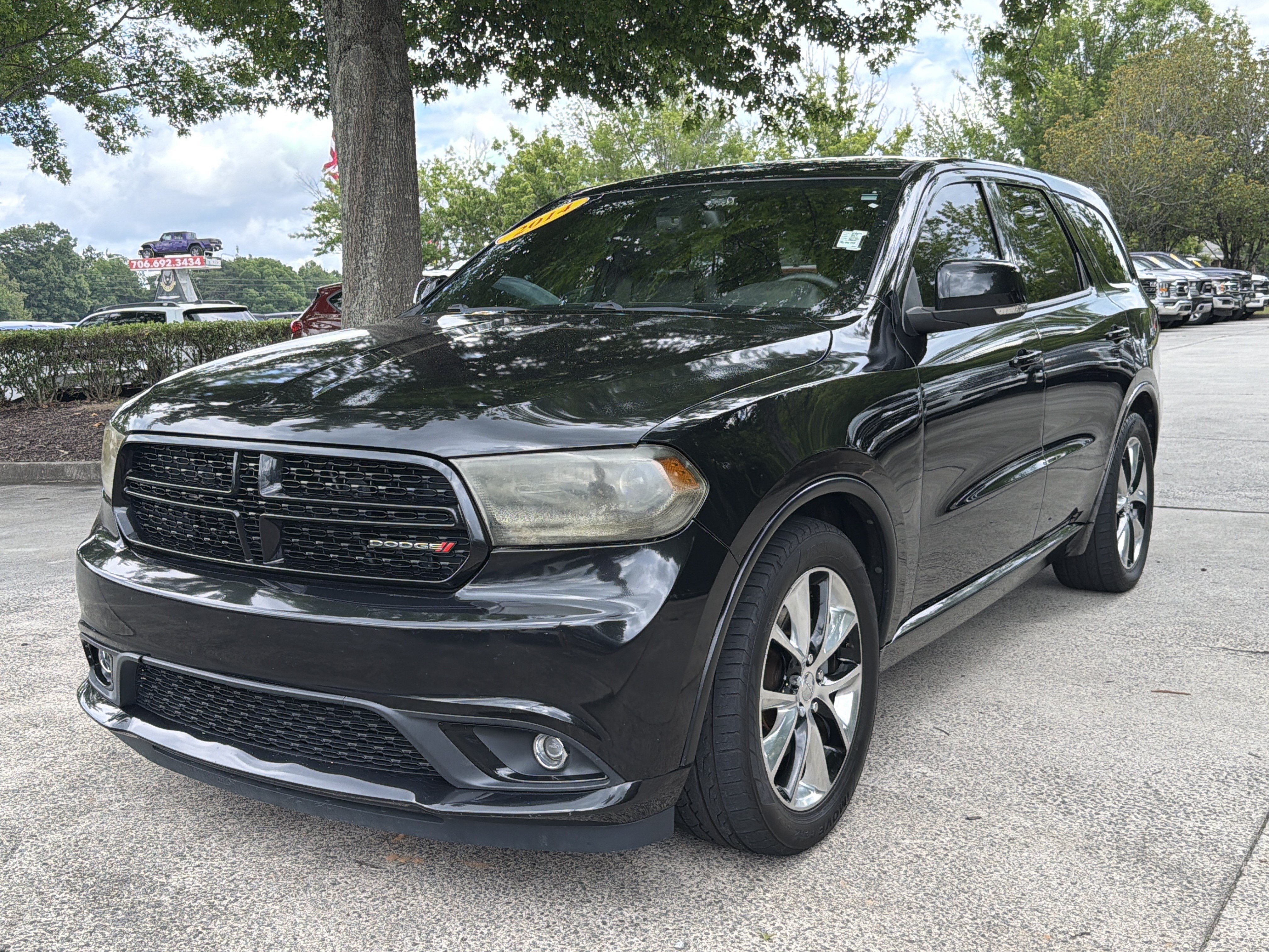 Used 2014 Brilliant Black Crystal Pearlcoat Dodge R/T image 3