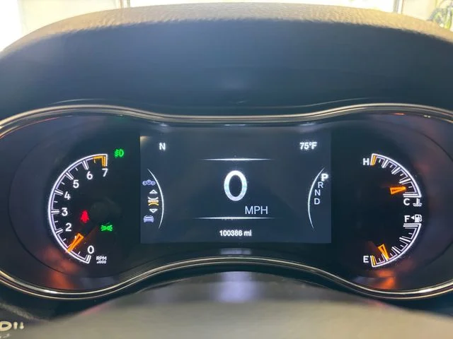 Used 2022 White Jeep Limited image 17