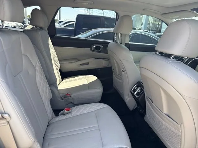 Used 2023 White Kia SX Prestige image 10