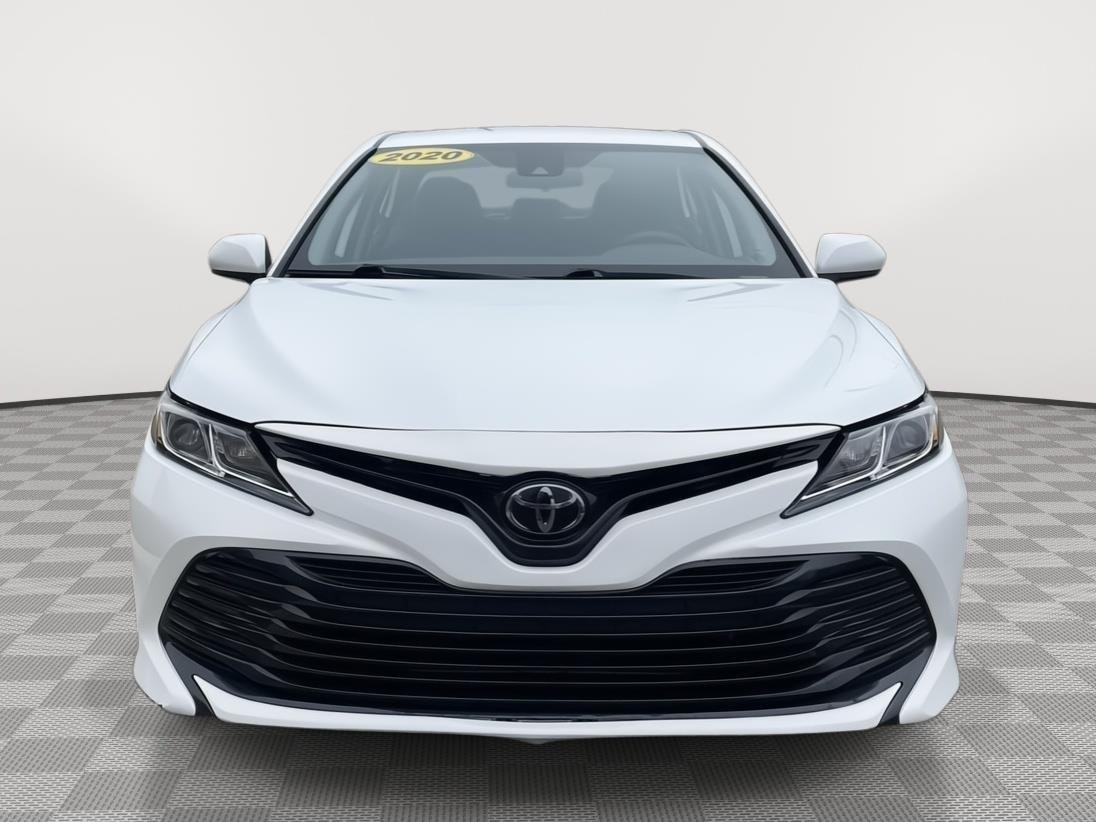 Used 2020 Toyota Camry LE with VIN 4T1C11AK4LU982348 for sale in Kansas City