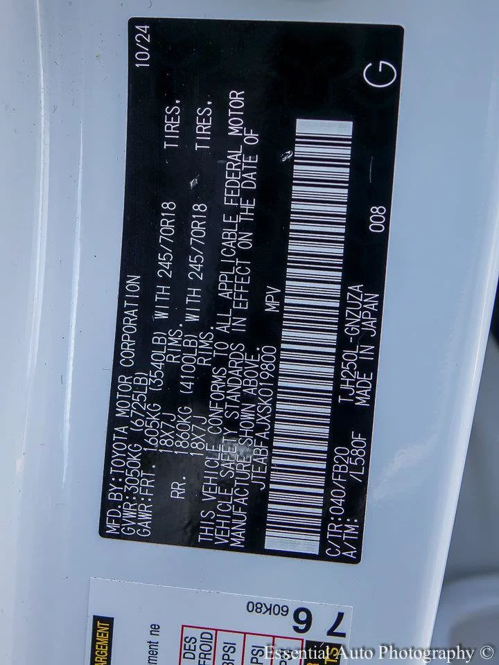 Used 2025 White Toyota 1958 image 25