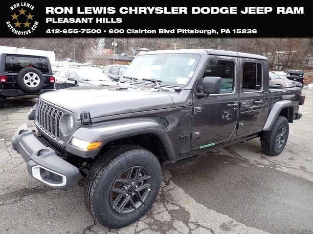 2026 Jeep Gladiator Sport S Auto's photo