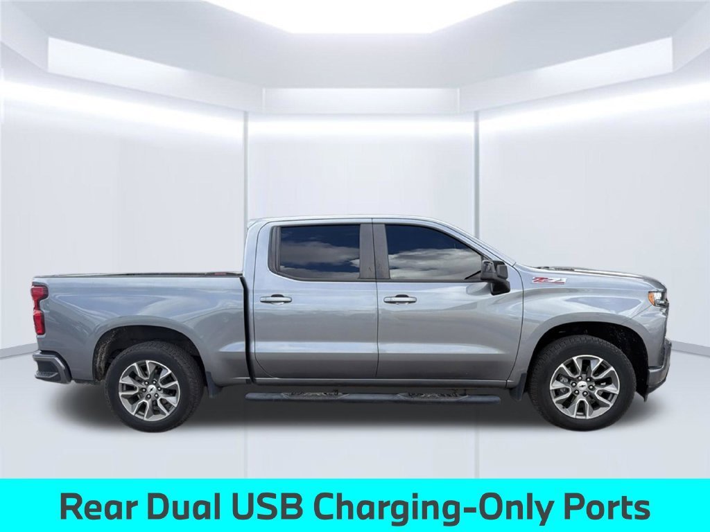 Used 2022 SATIN STEEL METALLIC Chevrolet RST image 16