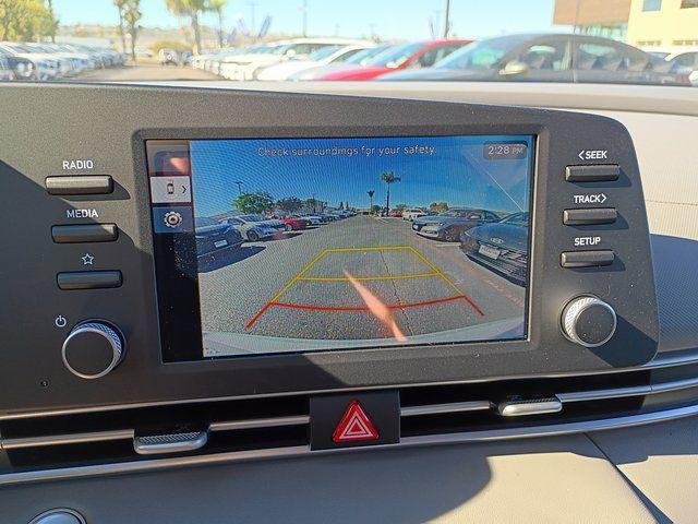 2026 Hyundai Elantra SEL - Photo 18