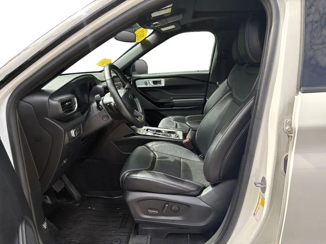 Used 2021 Star White Metallic Tri-Coat Ford ST image 8