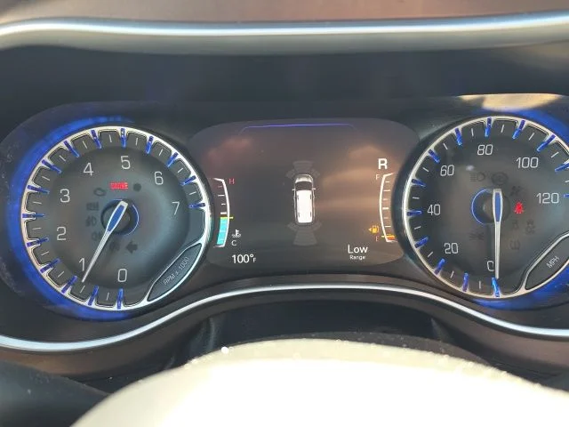 Used 2017 Red Chrysler Touring L Plus image 19