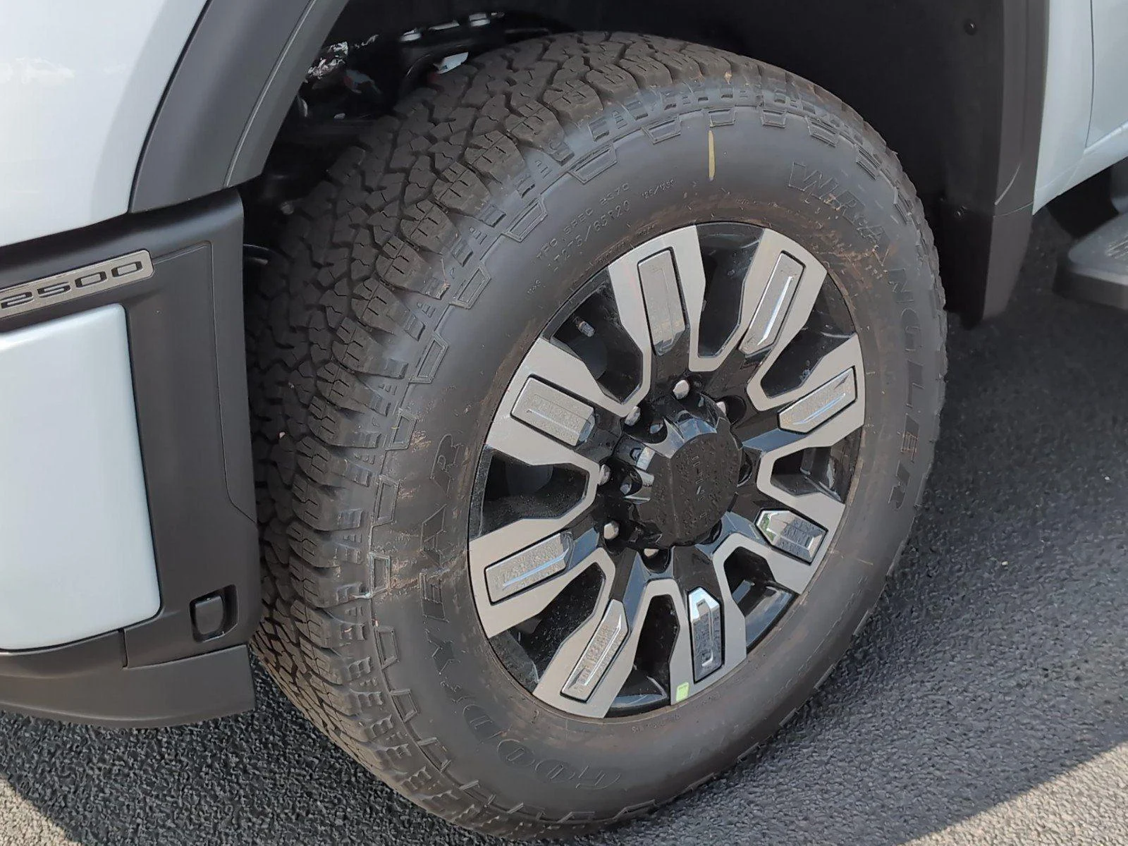 New 2026 Glacier White Tricoat GMC Denali image 11