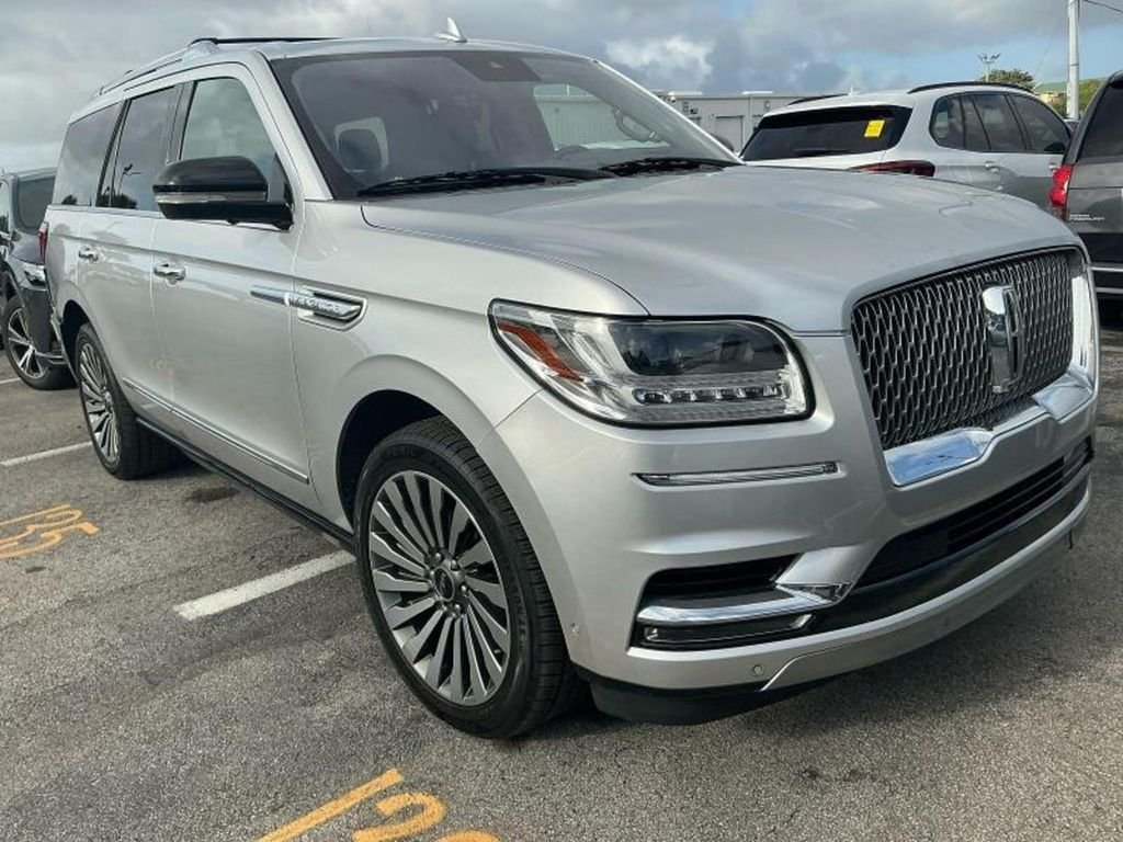 2019 Lincoln Navigator Reserve 4WD's photo