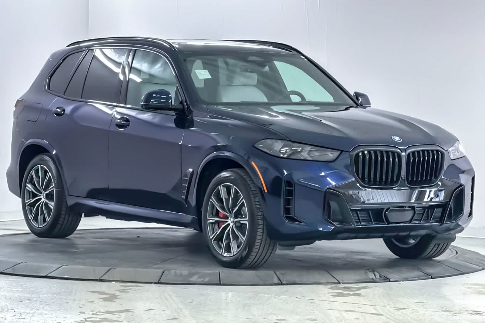 New 2026 Tanzanite Blue II Metallic BMW xDrive50e image 9