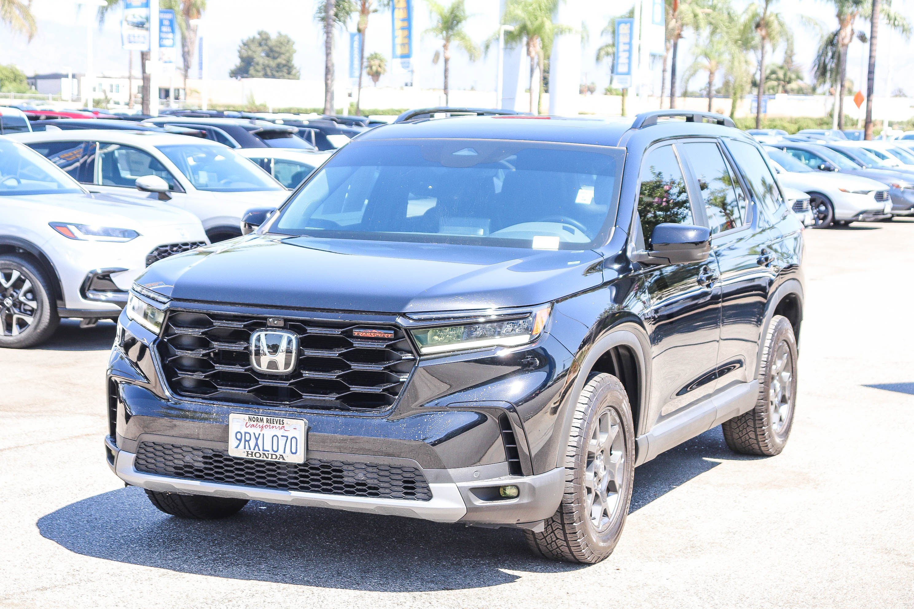 Certified Used 2025 Crystal Black Pearl Honda TrailSport image 3