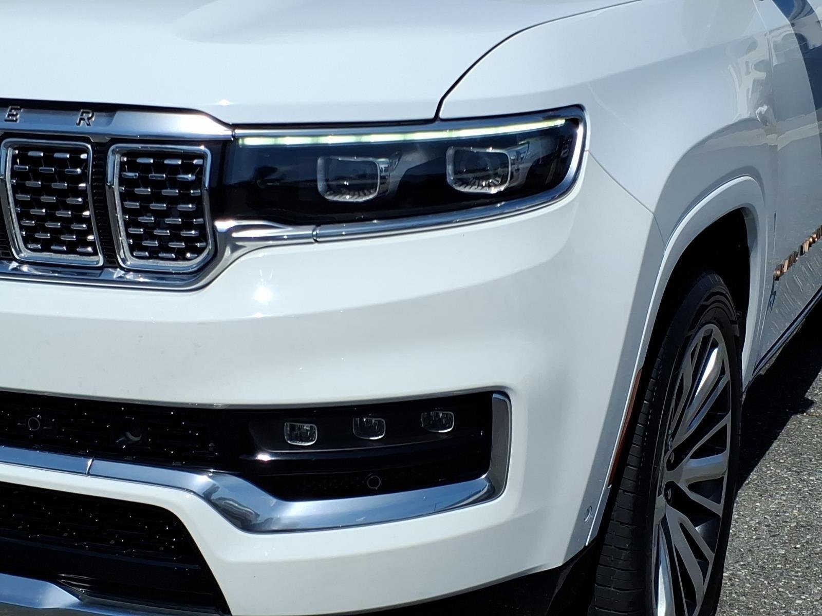 Used 2023 Bright White Clearcoat Jeep Series III image 17