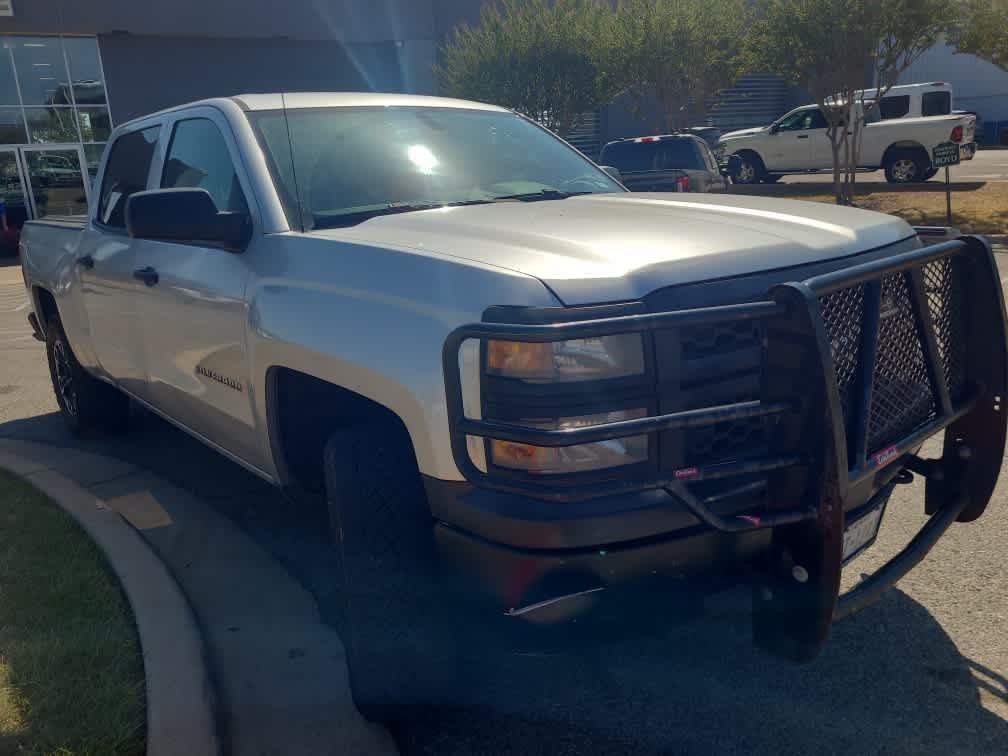 Used 2015 Silver Ice Metallic Chevrolet Work Truck image 3