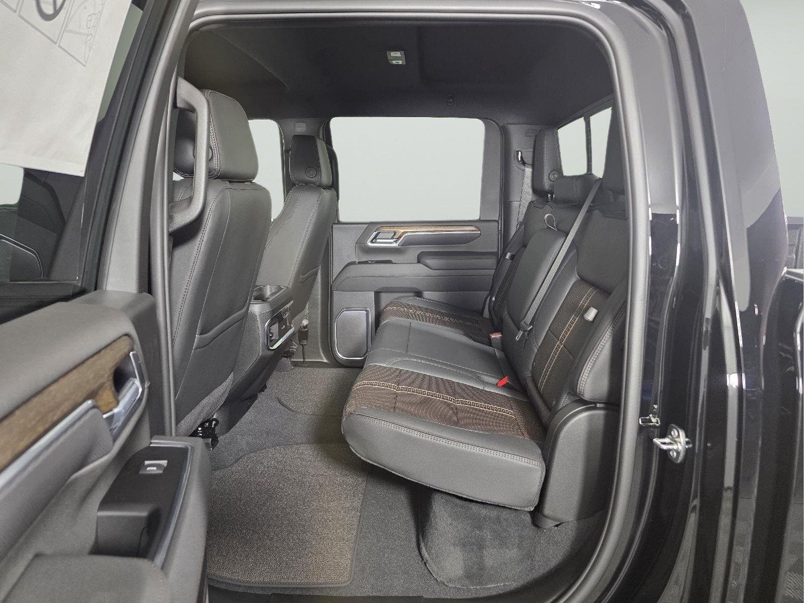 2026 Chevrolet Silverado 2500 HD High Country - Photo 17