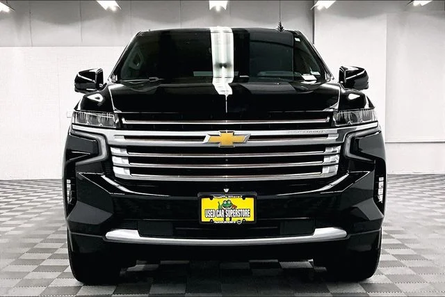 Used 2023 Black Chevrolet High Country image 4