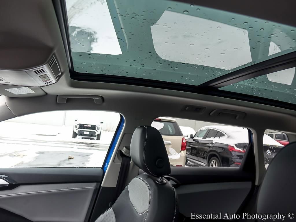 2023 VOLKSWAGEN TAOS - Image 10