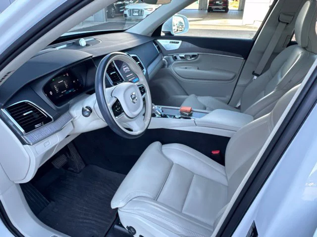 Used 2024 White Volvo Ultimate image 10