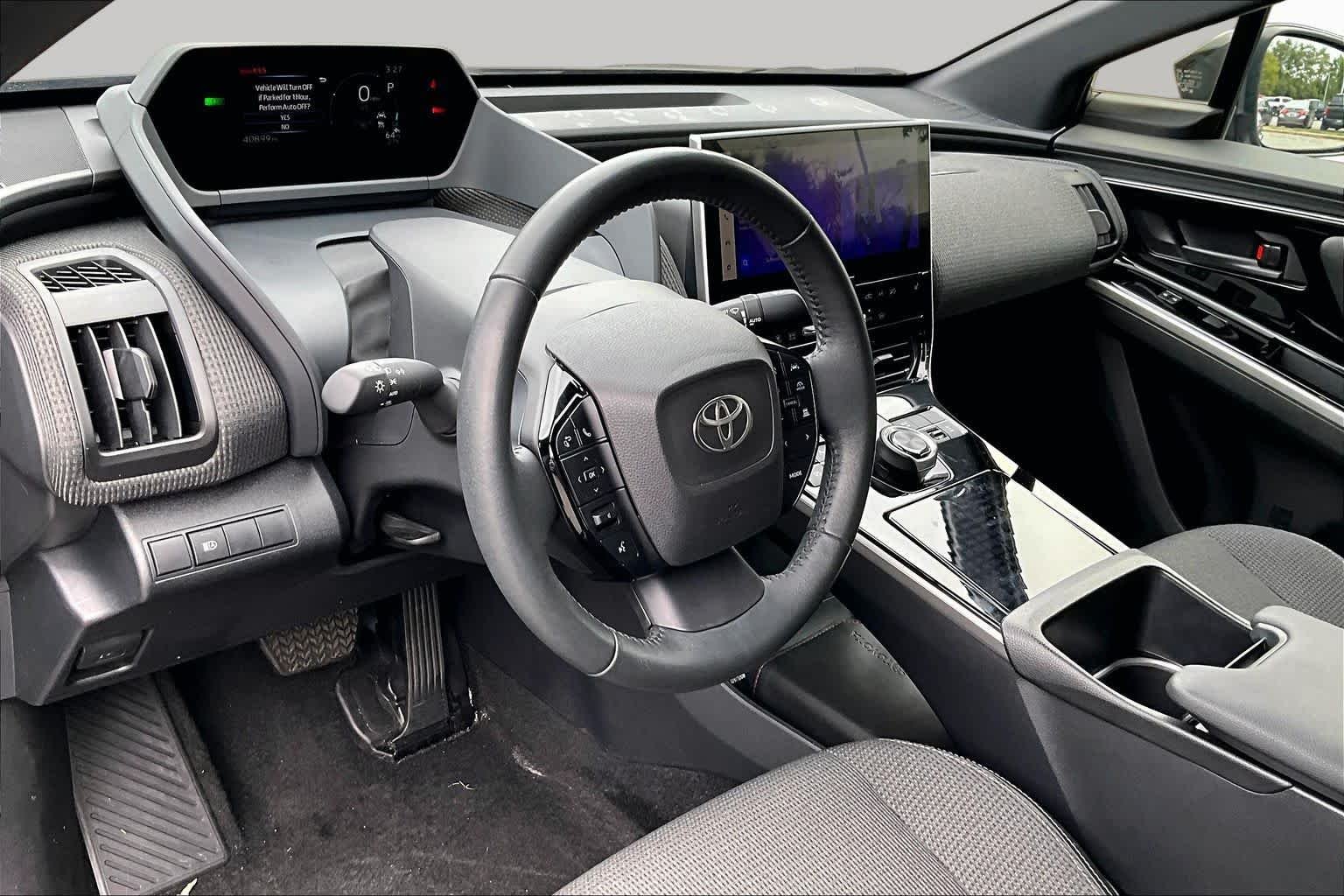 Used 2023 Heavy Metal Toyota XLE image 17