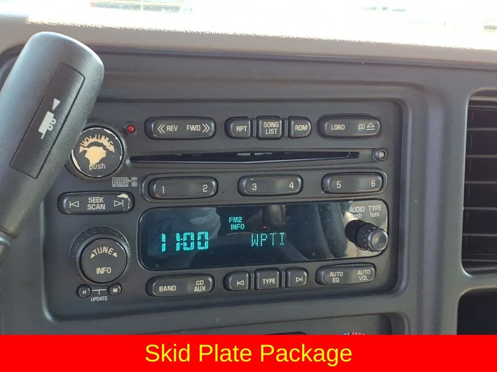 Used 2005 Silver GMC SLT image 8