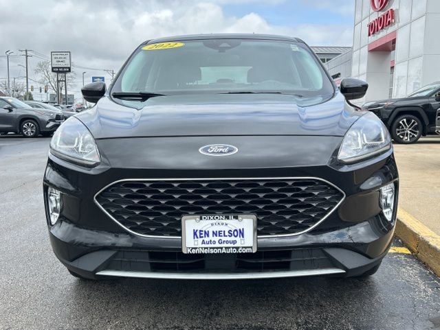 Used 2022 Ford Escape SEL with VIN 1FMCU0KZ8NUA18707 for sale in Dixon, IL