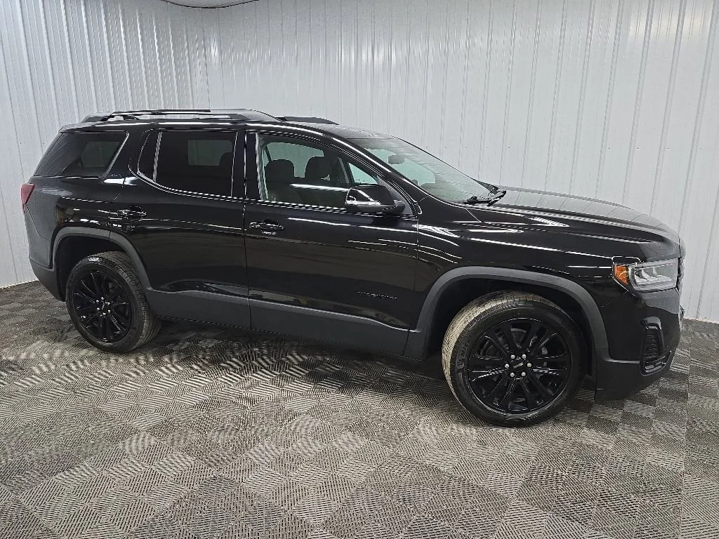 2023 GMC Acadia SLE AWD's photo