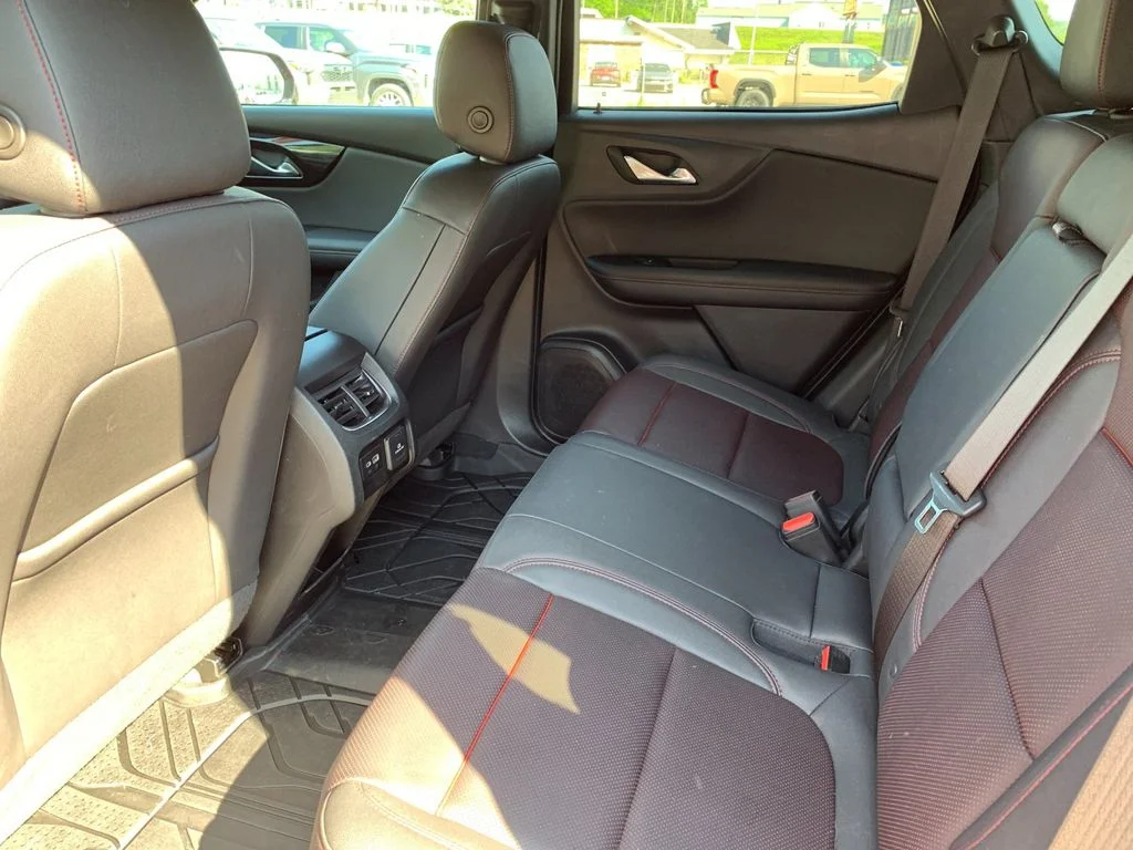 Used 2023 Red Chevrolet RS image 14