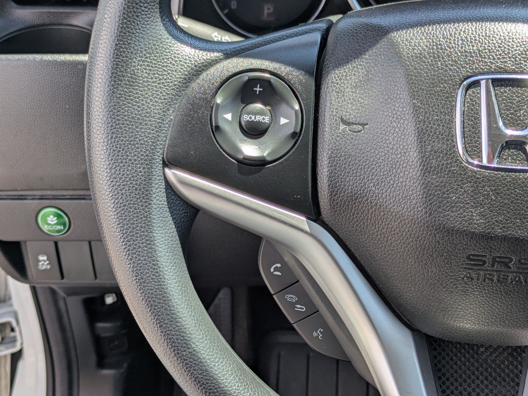Used 2016 White Honda LX image 16