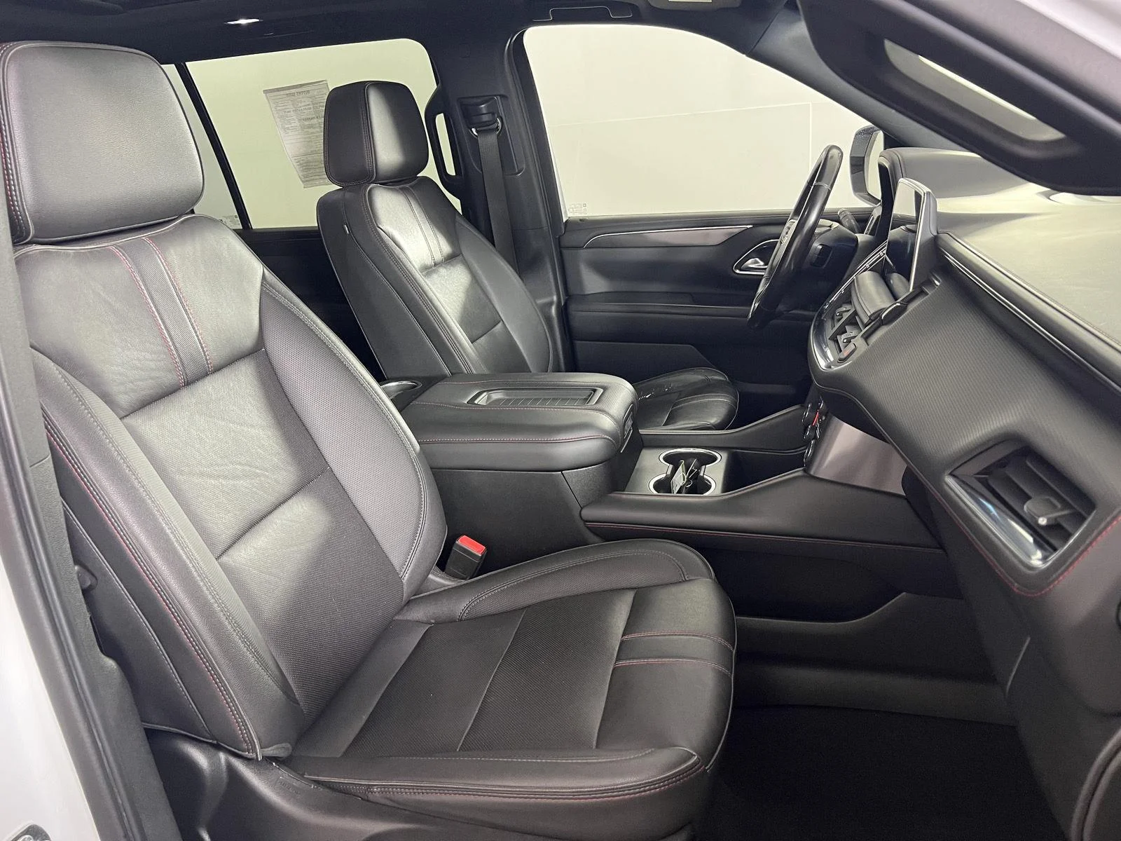 Used 2022 SUMMIT WHITE Chevrolet RST image 26