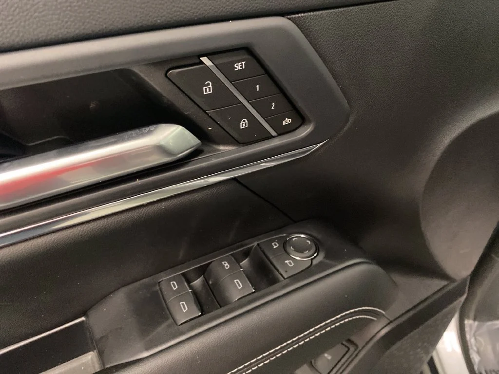 New 2027 Sterling Metallic GMC Denali image 13