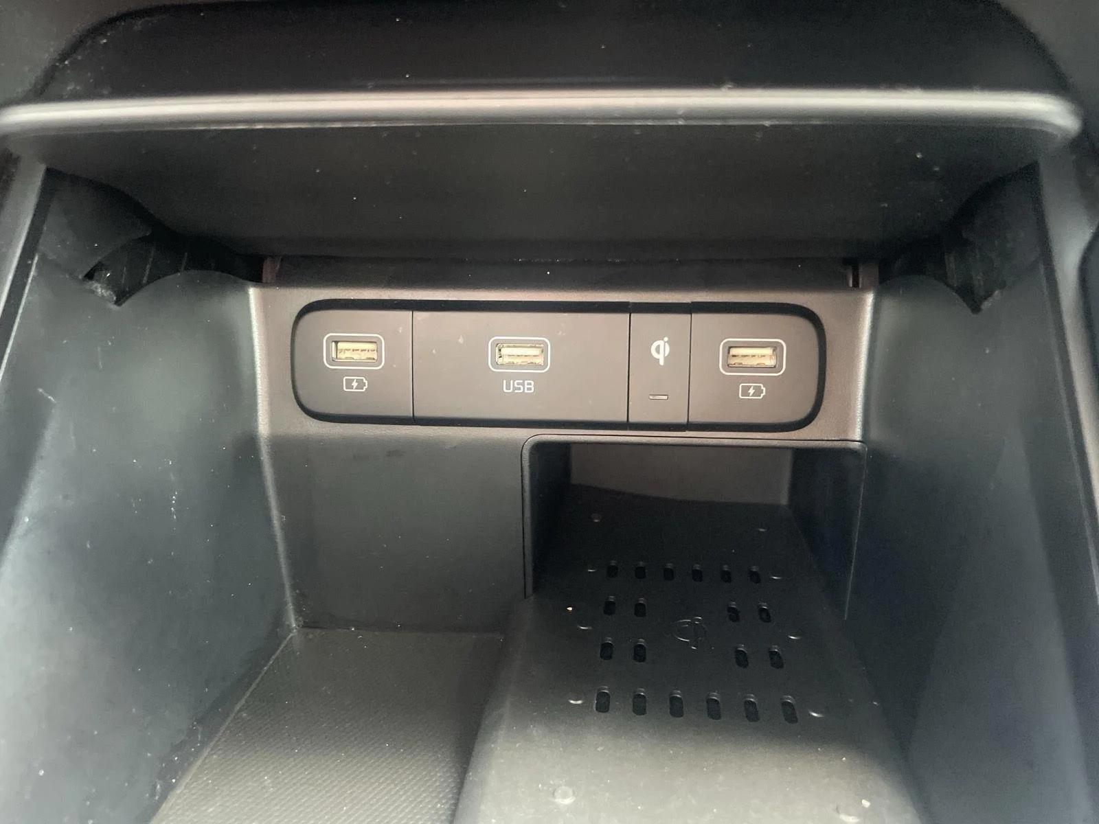 Used 2021 Aruba Green Kia EX image 22