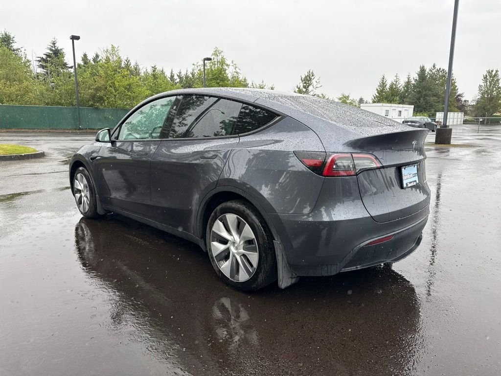 Used 2023 Midnight Silver Metallic Tesla Long Range image 5