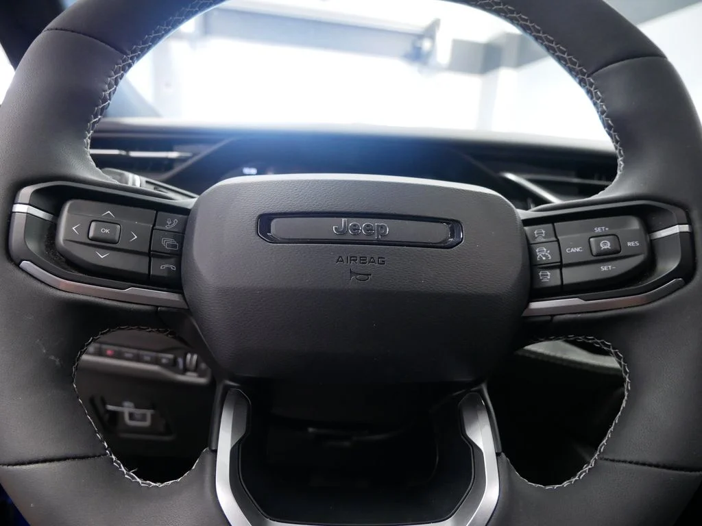 2026 Jeep Cherokee Laredo - Photo 21