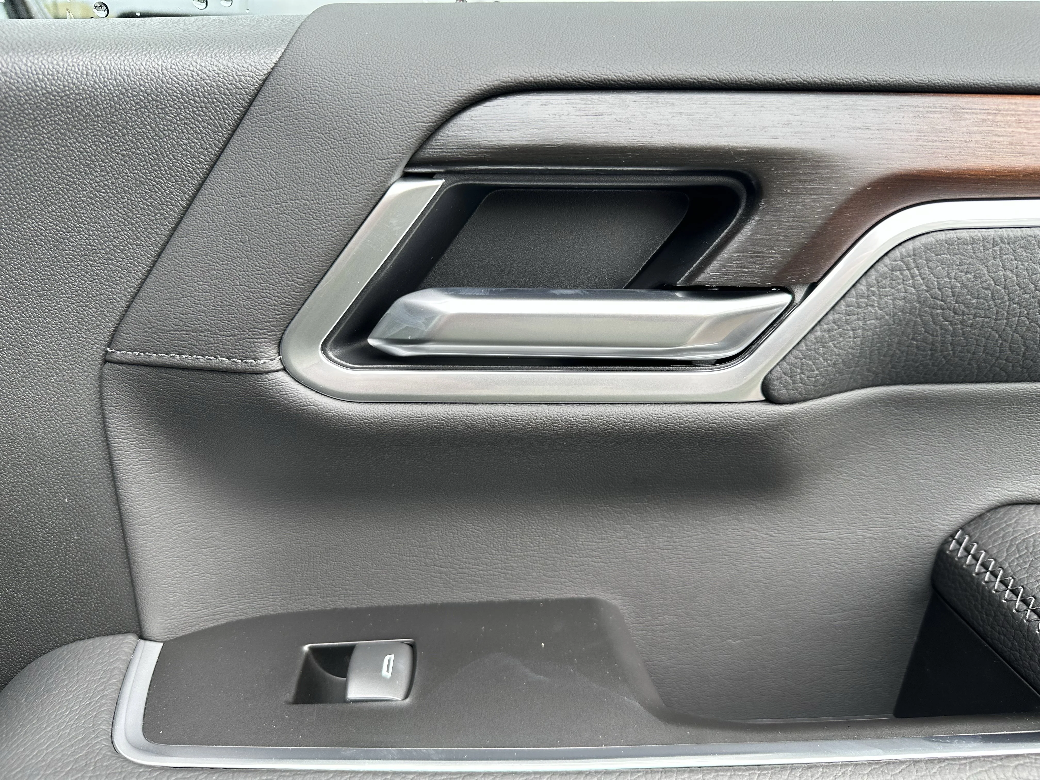 New 2026 Sterling Metallic GMC Denali image 22