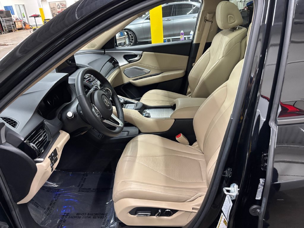 Used 2023 Majestic Black Pearl Acura Technology Package image 49
