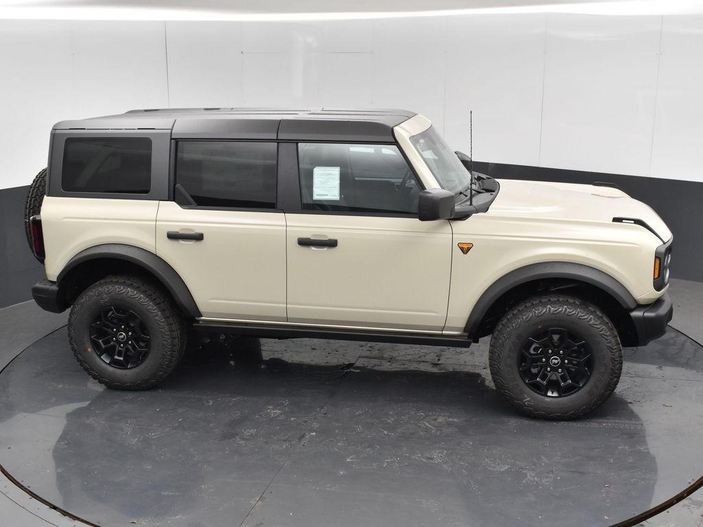 New 2026 Desert Sand Ford Badlands® image 32