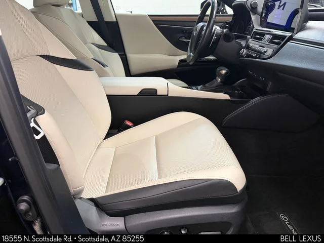 Certified Used 2024  Lexus 350 image 12
