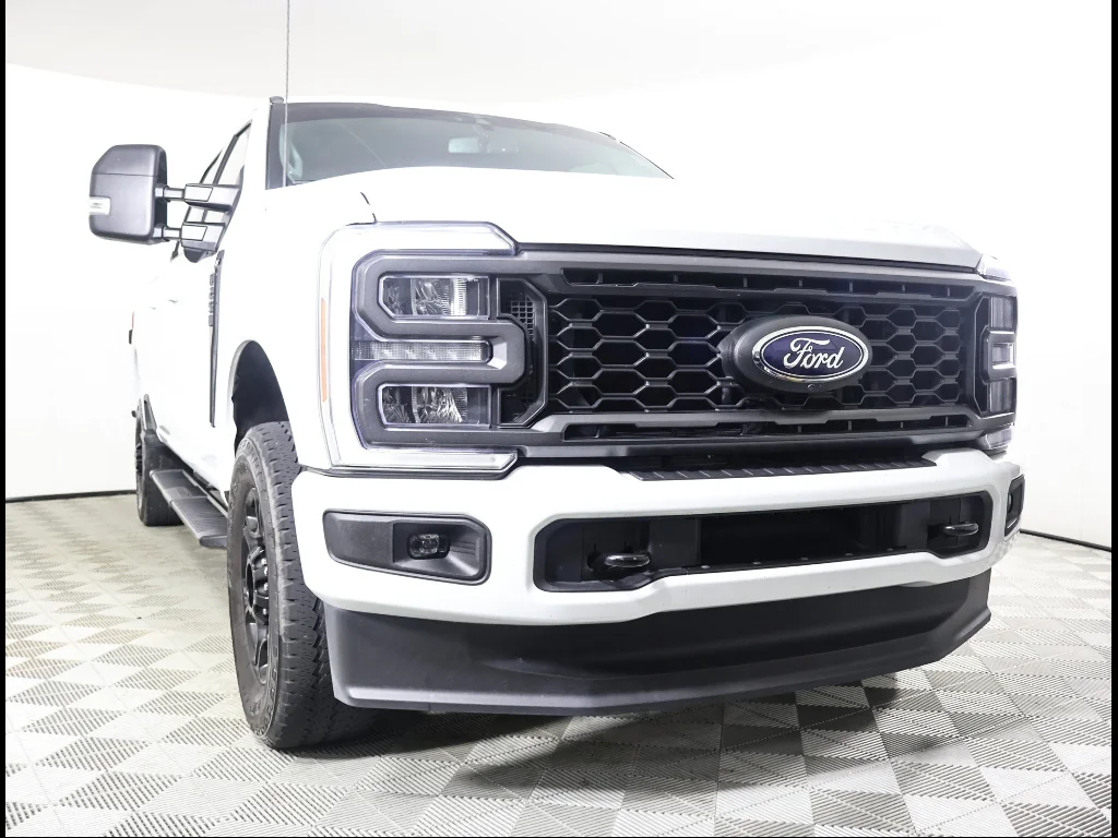 2023 Ford F-250 XLT 4x4 Crew Cab 6-3/4' Box's photo