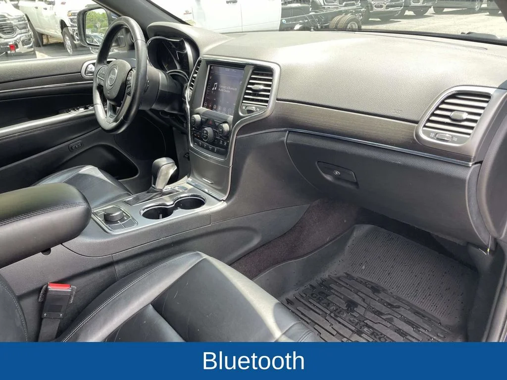 Used 2018 Blue Jeep Limited image 14