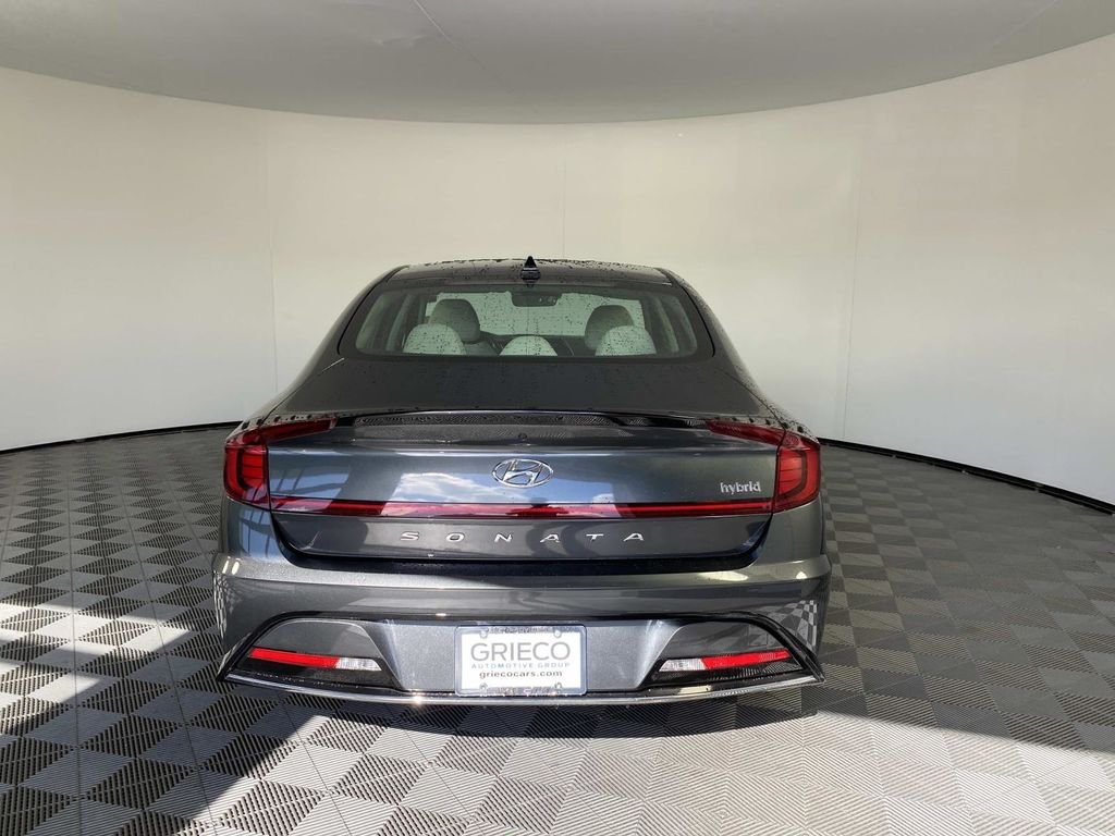 Used 2023 Gray Hyundai SEL image 7
