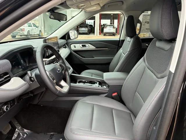 New 2026 Agate Black Metallic Ford Active image 7