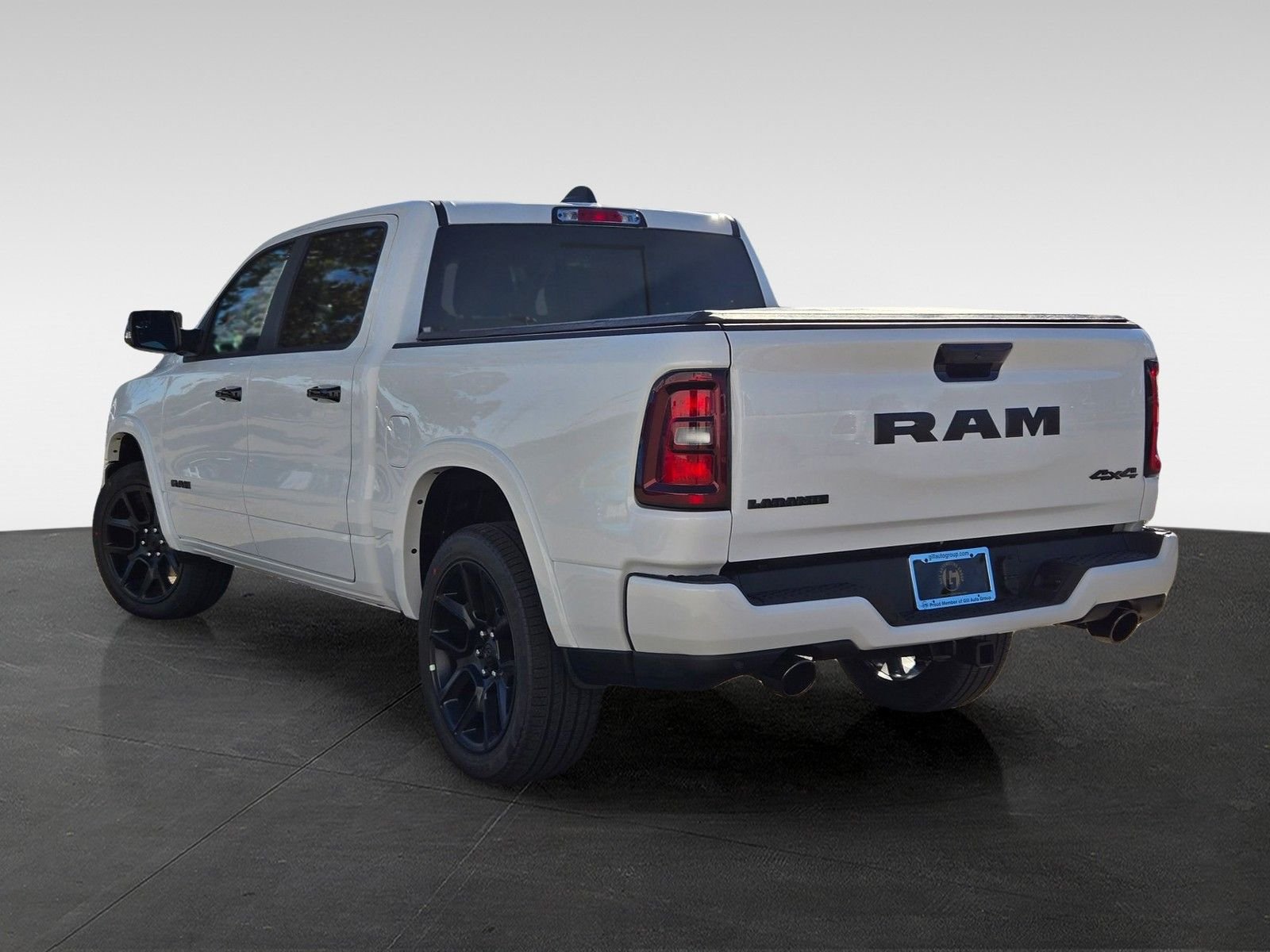2026 RAM 1500 Laramie - Photo 6