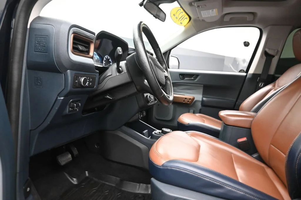 Used 2022 Blue Ford Lariat image 16