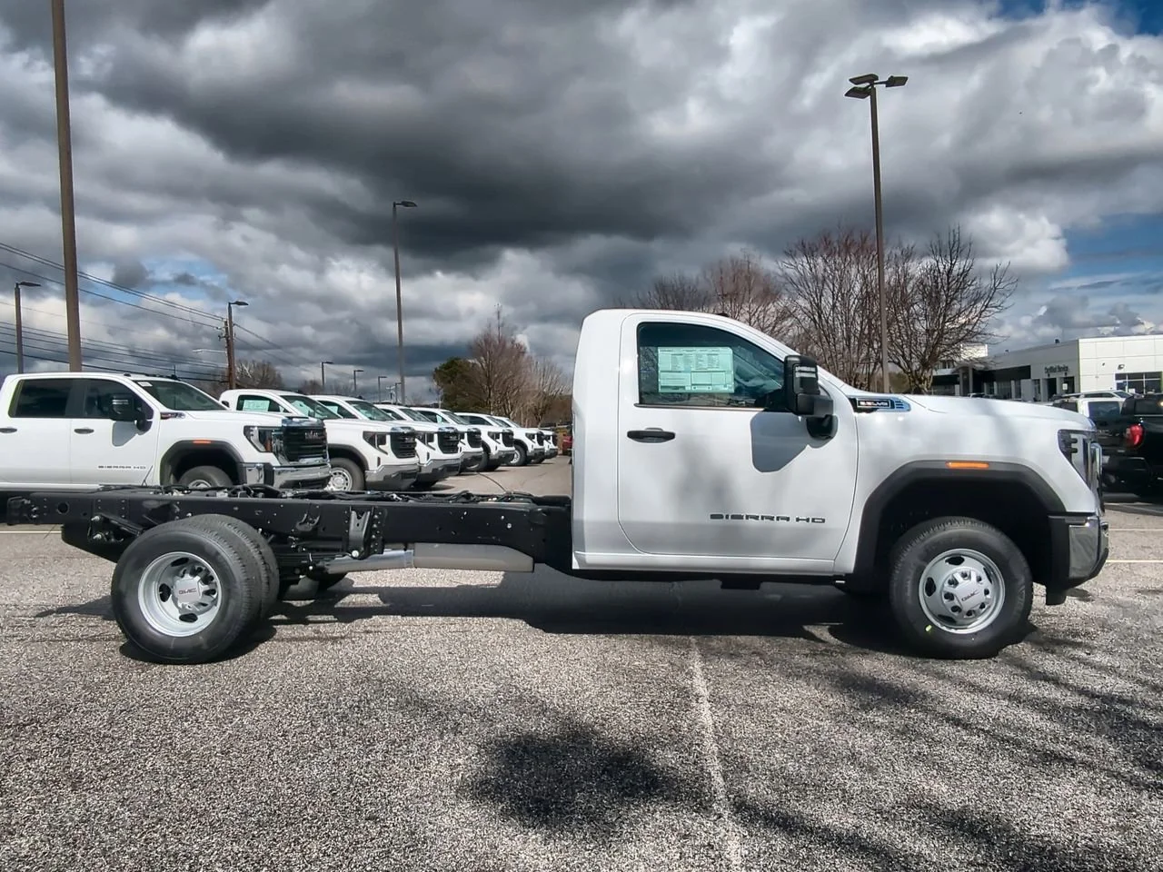 New 2026 Summit White GMC Pro image 9