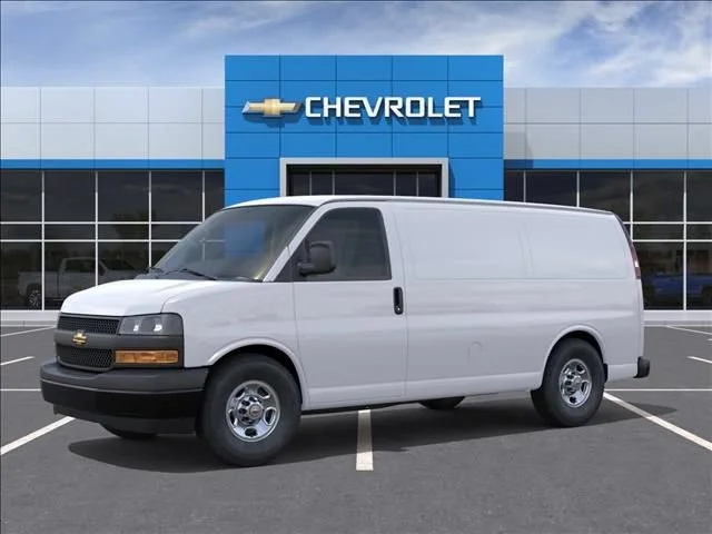 New 2026 Summit White Chevrolet WT image 2