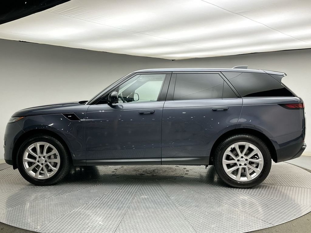 Used 2024 Varesine Blue Metallic Land Rover SE image 10