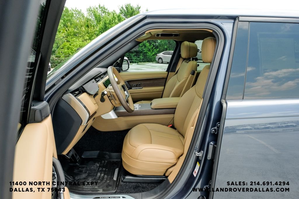 New 2026 Varesine Blue Metallic Land Rover SE image 38
