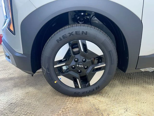 New 2027  Kia LX image 19