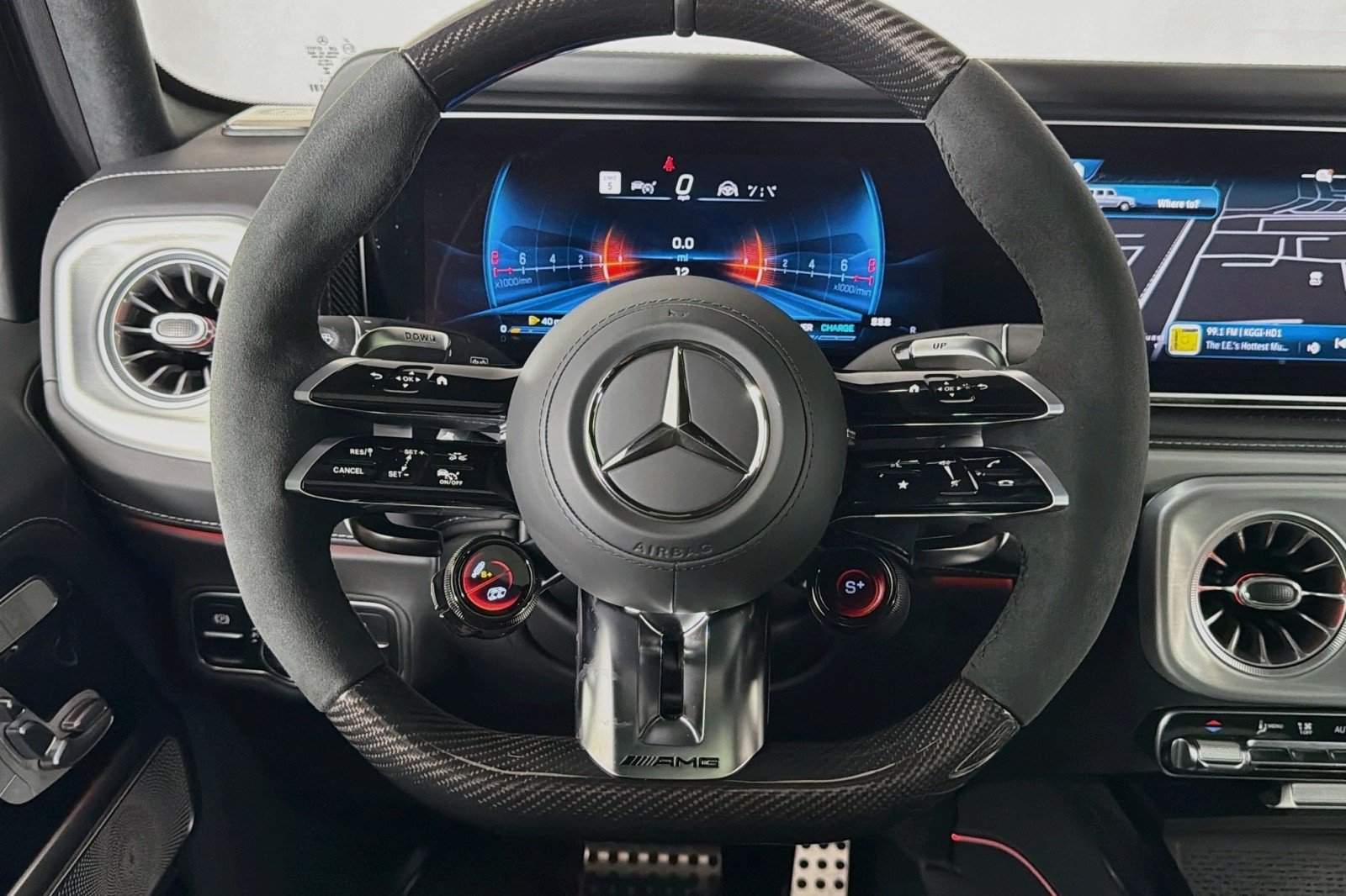New 2027 MANUFAKTUR Night Black magno Mercedes-Benz AMG® G 63 SUV image 17