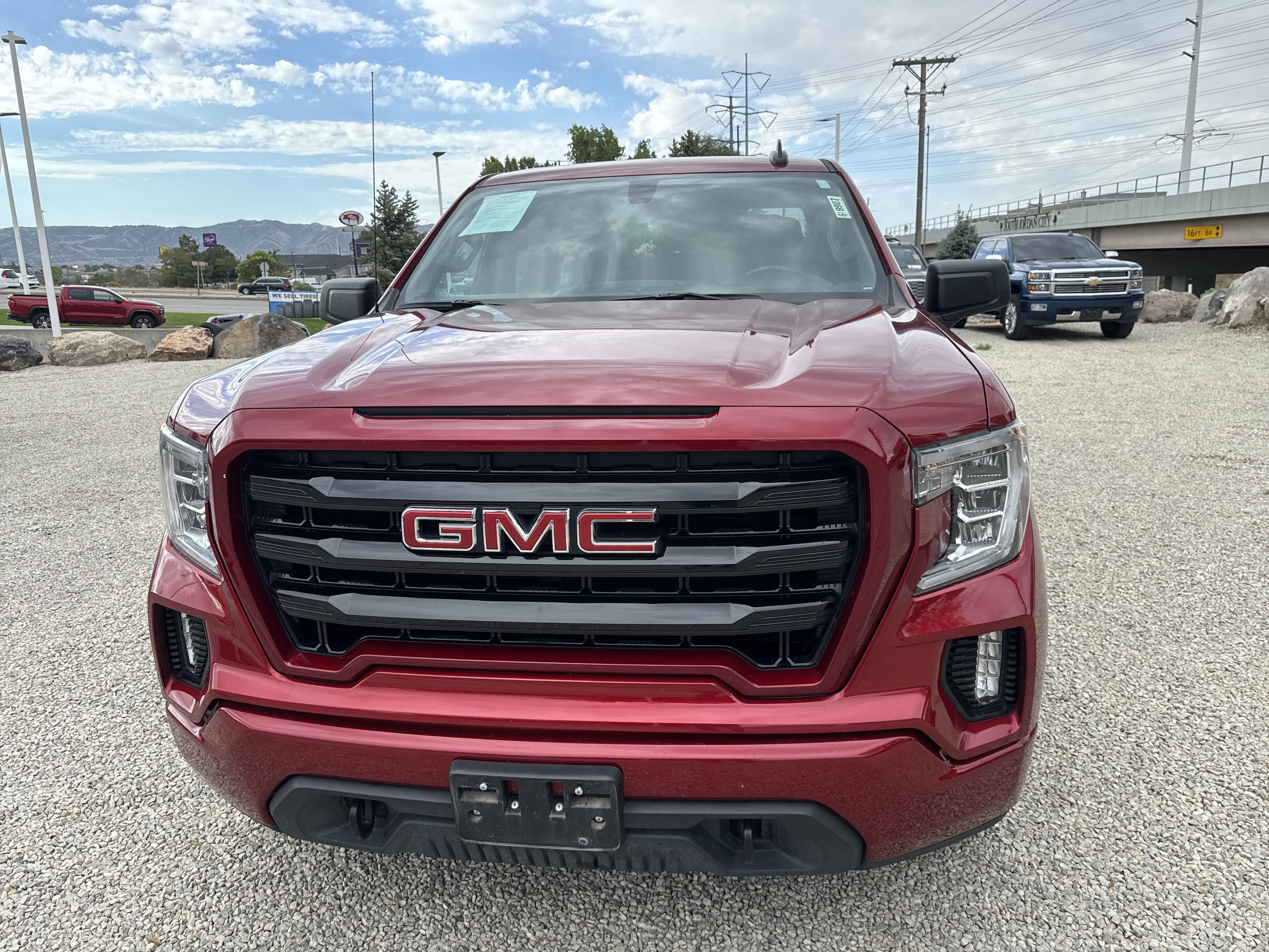 Used 2021 CAYENNE RED TINTCOAT GMC Elevation image 4